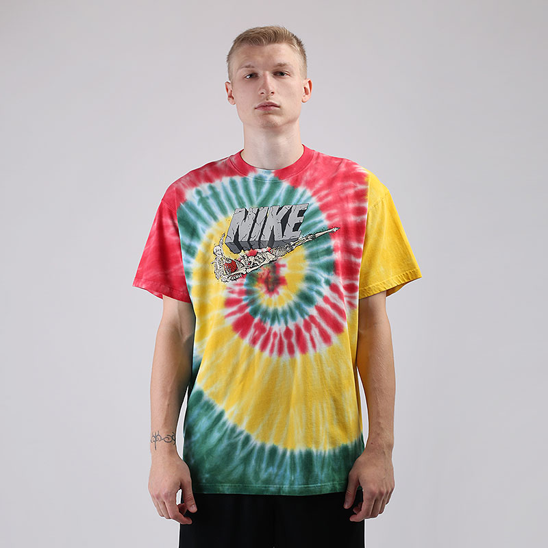 мужская разноцветная футболка Nike Exploration Series CV1078-102 - цена, описание, фото 1